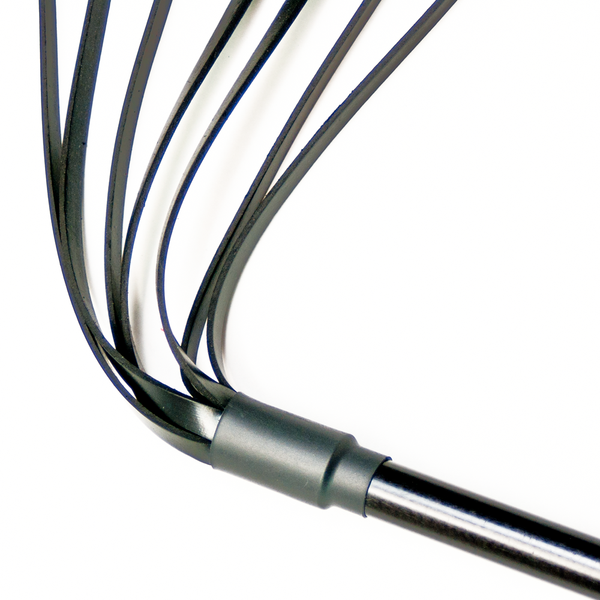 Rita Rubber Flogger by Leatherbeaten